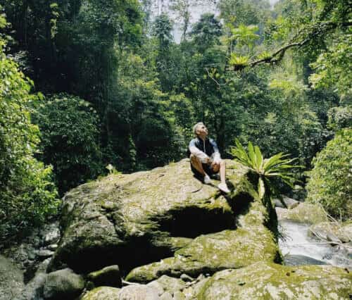 Trekking tại suối Cửa Tử