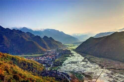 Thung lũng Mai Châu thuộc địa phận huyện Mai Châu