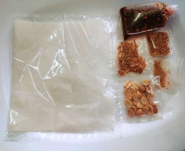Bánh tráng me - Đặc sản Tây Ninh ngon khó cưỡng,không thể bỏ qua