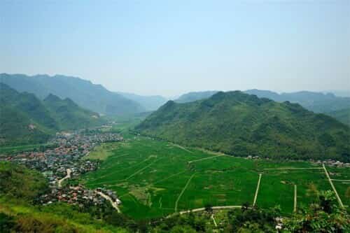 Thung lũng Mai Châu thuộc địa phận huyện Mai Châu 3