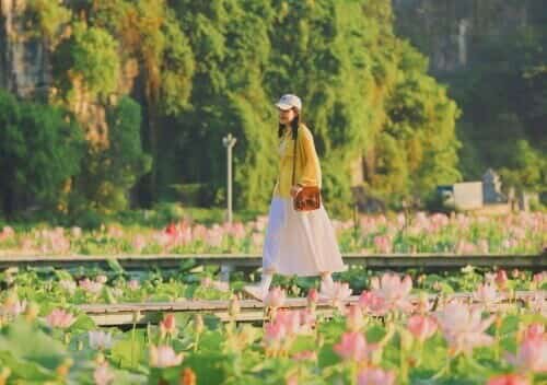 Du khách nên đi vào buổi sáng để có bức ảnh đẹp nhất. Ảnh: Mai San.