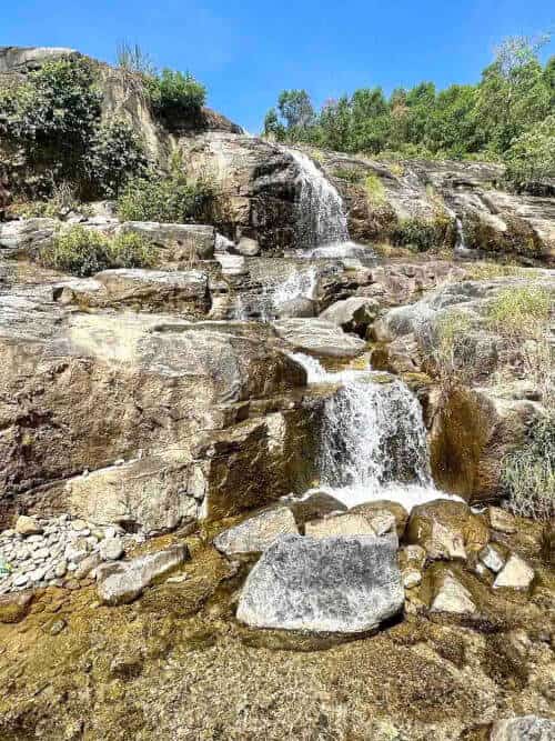 Thác Savan nằm tại thôn Gò Tranh