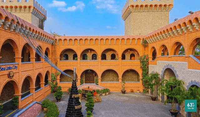 Khám phá Lâu đài rượu vang Phan Thiết nguy nga,cổ kính