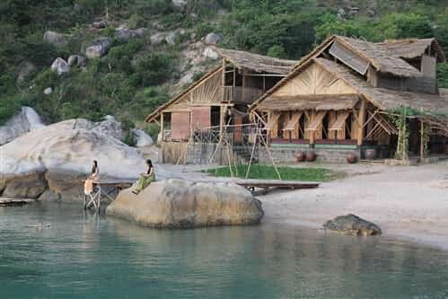 Vịnh Cam Ranh trong Những nụ hôn rực rỡ và Mỹ nhân kế
