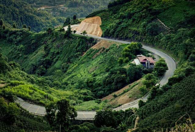 Đèo Pha Đin,con đường bí ẩn ở vùng núi phía Bắc Việt Nam