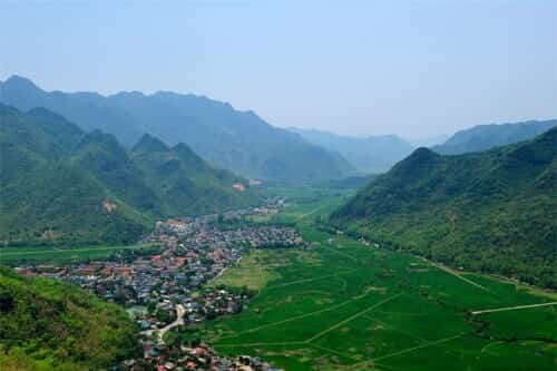 Thung lũng Mai Châu thuộc địa phận huyện Mai Châu 4