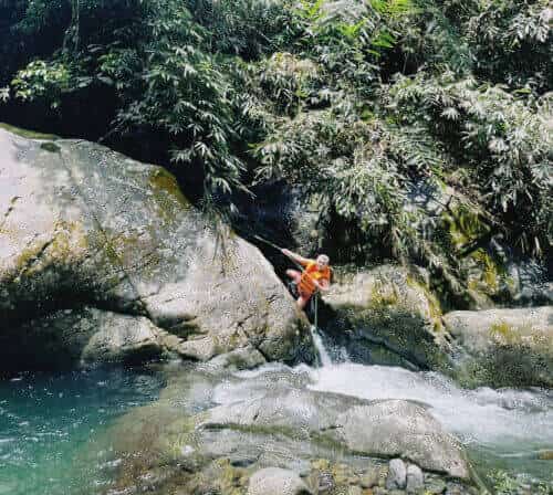 Trekking tại suối Cửa Tử
