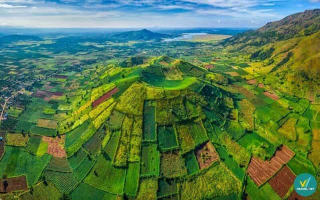 Núi lửa Ba Vì