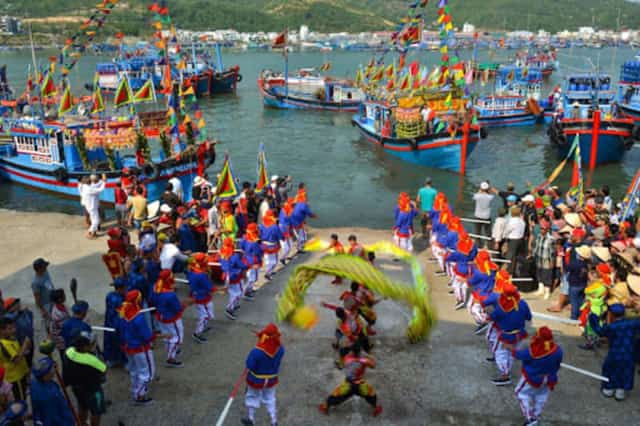 Cau Ngu Festival