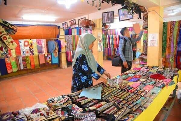 Lang Be Chau Doc - 사진: A.P