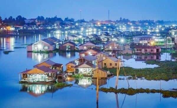 Lang Be Chau Doc - 사진: A.P