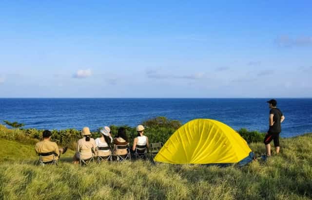 Camping on Hon Dua Island