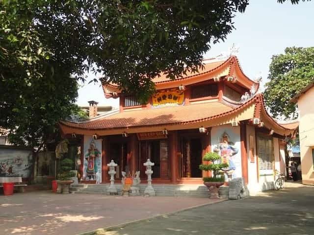 宣光下庙（Den Ha）风光