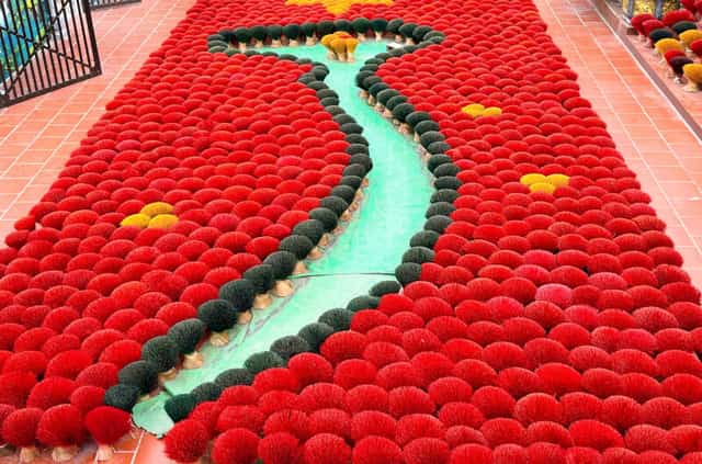Quảng Ph&uacute; Cầu Incense Stick Village has a history spanning over 100 years.
