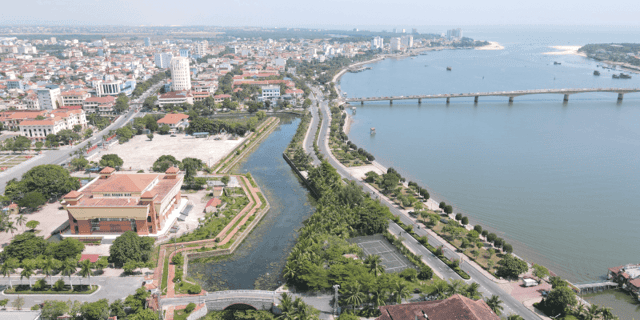 The ancient citadel was strategically built near the Nhật Lệ estuary