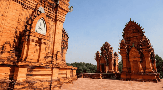 Furthermore, the Cham Tower complex plays a crucial role in preserving and safeguarding the traditional culture of the Cham ethnic group
