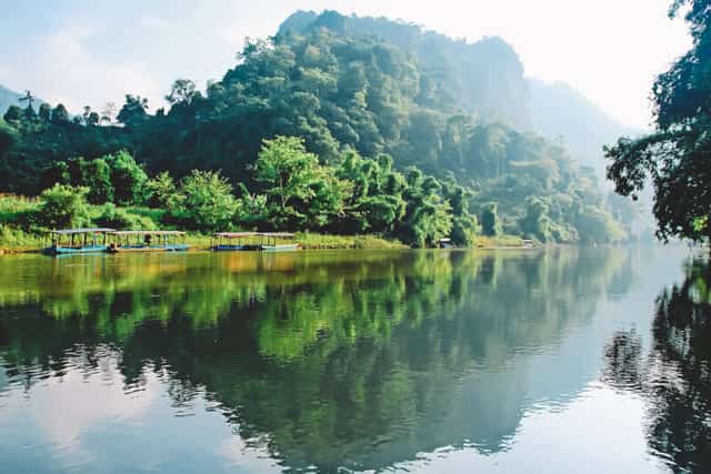 9. 巴贝国家公园 - 湖光山色与森林之恋