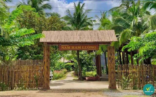 Homestay Nam Hàm Luông