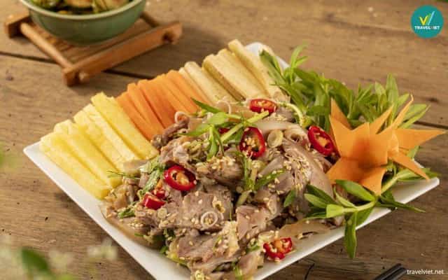 Thịt dê núi