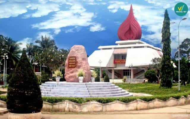 Di tích Đồng Khởi Bến Tre