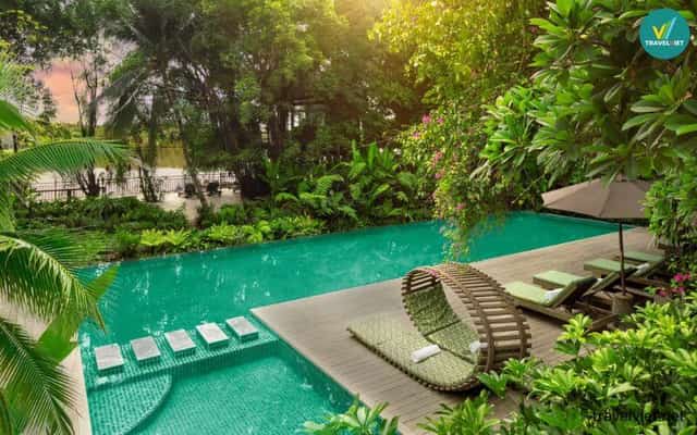 An Lam Retreats Saigon River