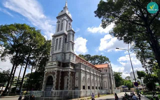 Nhà thờ Thánh Jeanne d'Arc