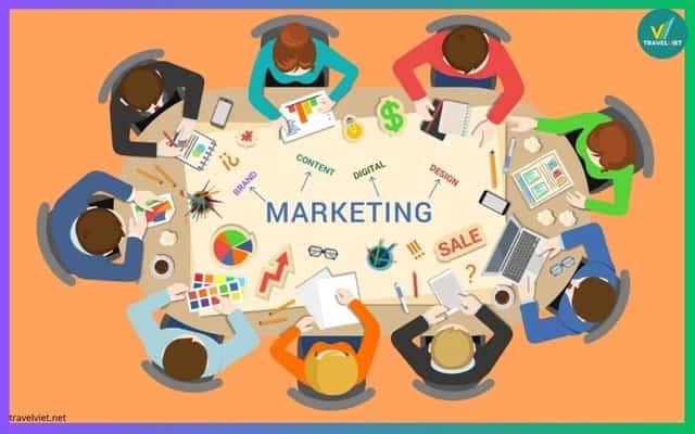 Đầu tư marketing và nội dung bán phòng lưu trú