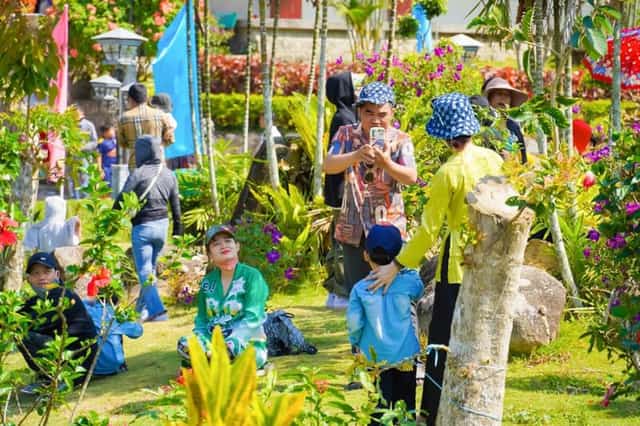 서부의 지붕675p