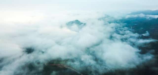 ダイサウザンド 1 の屋上で雲を狩る