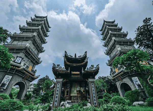 Ngâu寺局部景观