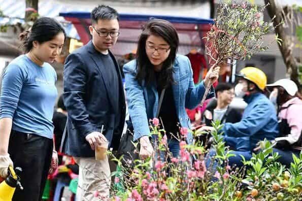 Hang Luoc Flower Marketjjjjjjjjjjjjjjjjjjjjjjjjjjjjjjjjjj