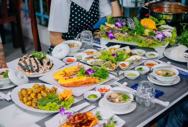 Loc Bien Seafood Restaurant