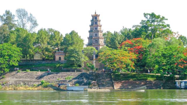 Thien Mu Pagoda 소개