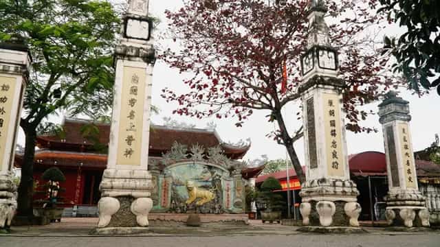 オン ホアン ムオイ寺院を訪れるのに最適な時期はいつですか?