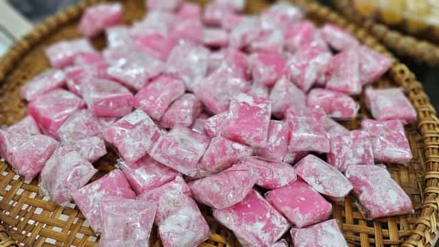Pink Cake - Specialty as a gift