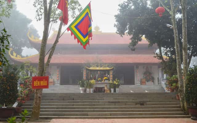 Đền Phủ Na