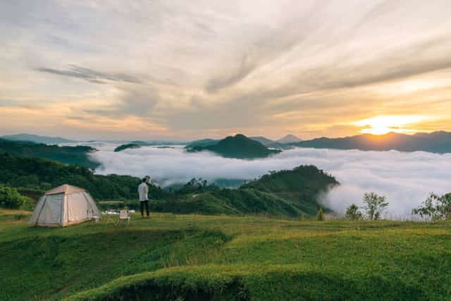 Hunting clouds at Noc Tak Ngo