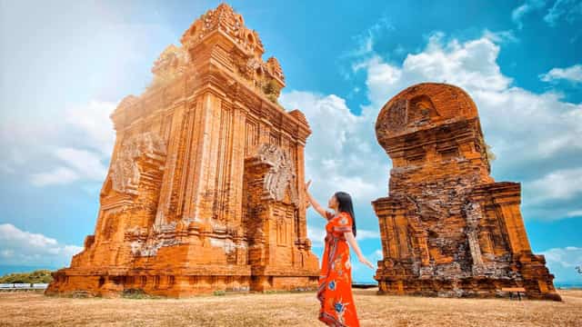 クイニョン ツイン タワーとバインイット タワーへの旅行に最適な時期