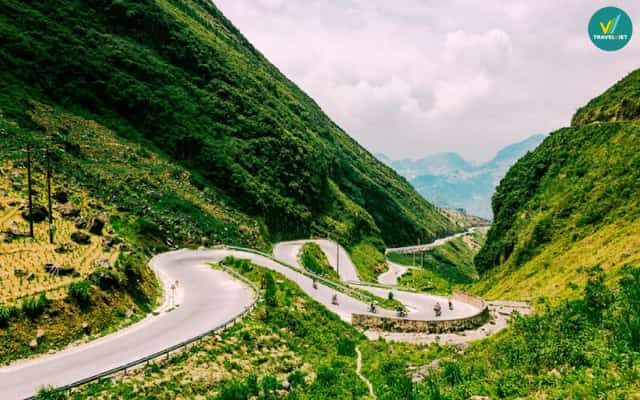 cung duong quanh co tai Ha Giang