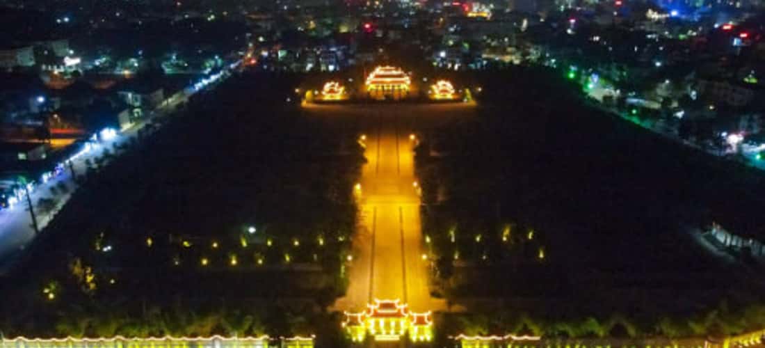 Thành cổ Xương Giang về đêm