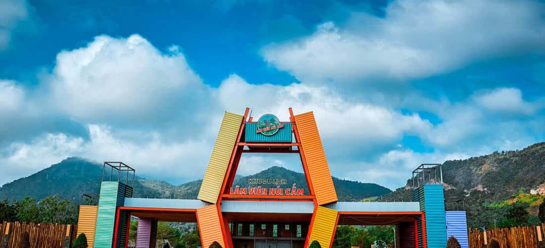 春天是去剑山的黄金时间