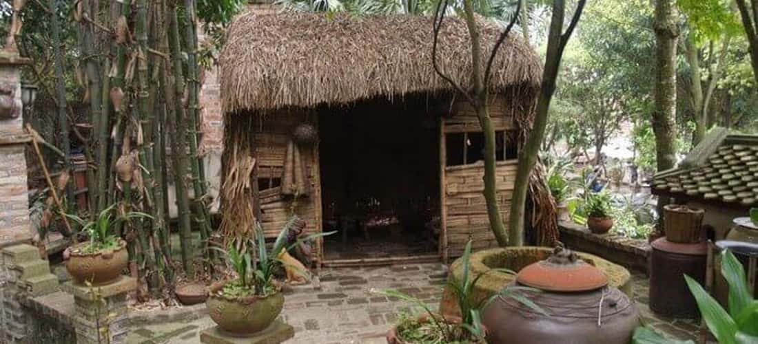 Nhà tranh gắn liền với lịch sử hào hùng của dân tộc