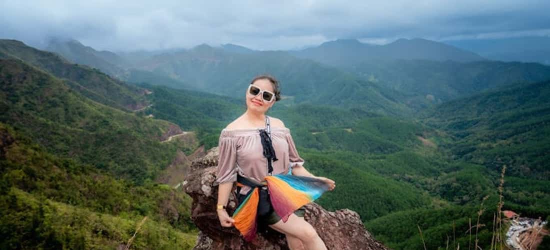 "Sống lưng khủng long" Bình Liêu trở thành điểm "check-in" lý tưởng của nhiều du khách khi đến với miền biên viễn Bình Liêu tuyệt đẹp.