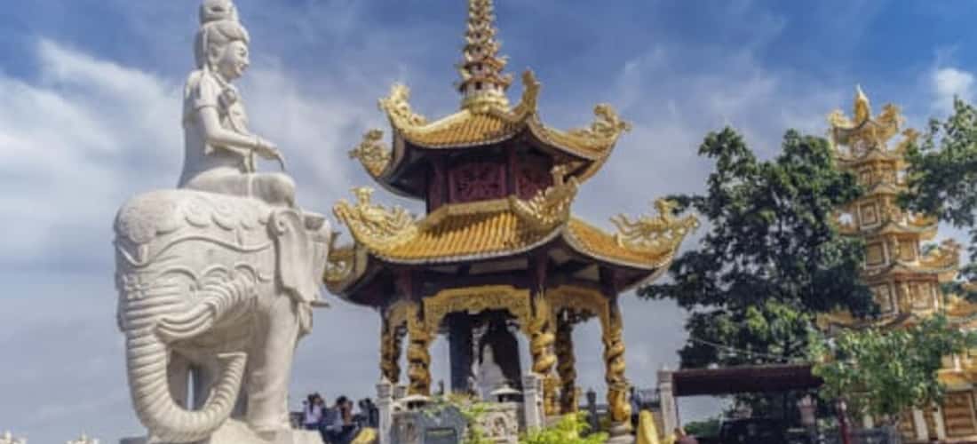 Chau Thoi Pagoda - 신성한 사원과 석신의 전설