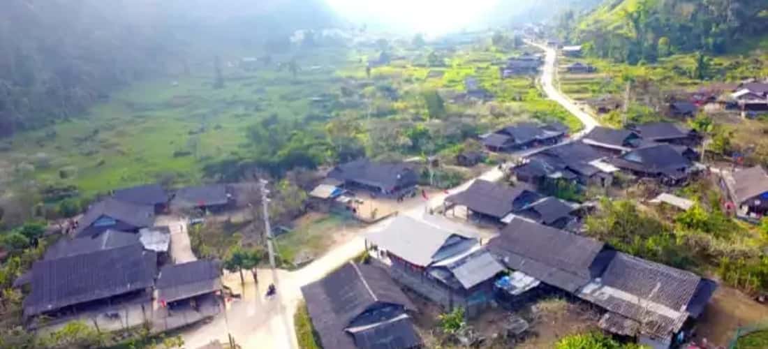 Bao quát Mường Lống nhìn từ trên cao