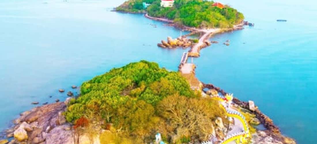 Hòn Đá Bạc Cà Mau - góc nhìn từ trên cao