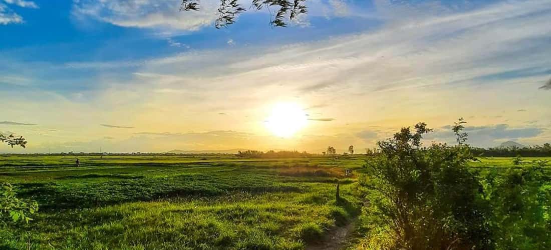 Chào đón ngày mới tại bản Sà Rèn với ánh nắng tràn đầy năng lượng