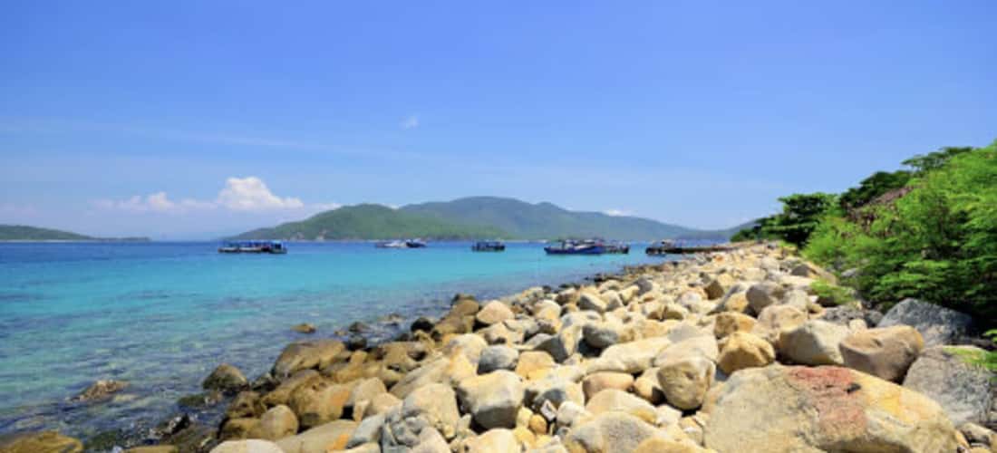 Đảo Hòn Mun- Thủy cung sống động nhất Đông Nam Á