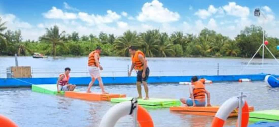 Khu du lịch sinh thái làng tre Việt Nam