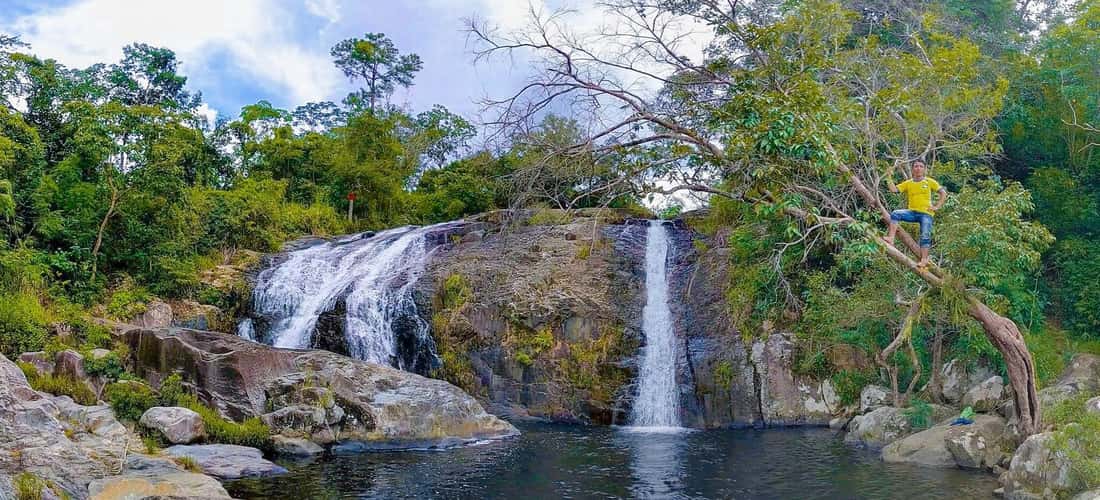 Thác Bìm Bịp Đắk Lắk nổi tiếng với dân xê dịch bởi vẻ kỳ vĩ, hoang sơ nhưng lại không kém phần thơ mộng